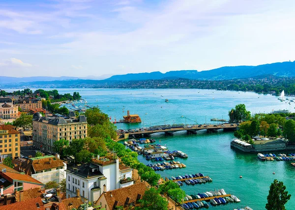 Zurique Suíça Setembro 2016 Barcos Limmat River Zurique Suíça Pessoas — Fotografia de Stock
