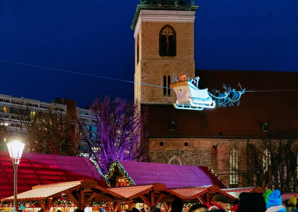 Decoraciones Del Mercado Nocturno Navidad Ayuntamiento Berlín Alemania Feria Adviento —  Fotos de Stock