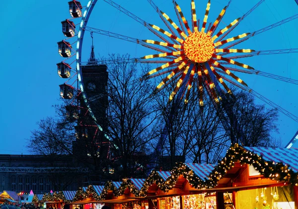 Grande Roue Nuit Marché Noël Hôtel Ville Berlin Hiver Allemagne — Photo