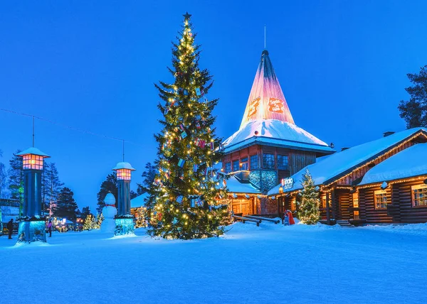 Rovaniemi Finlandia Marca 2017 Światła Arctic Circle Santa Office Wiosce — Zdjęcie stockowe