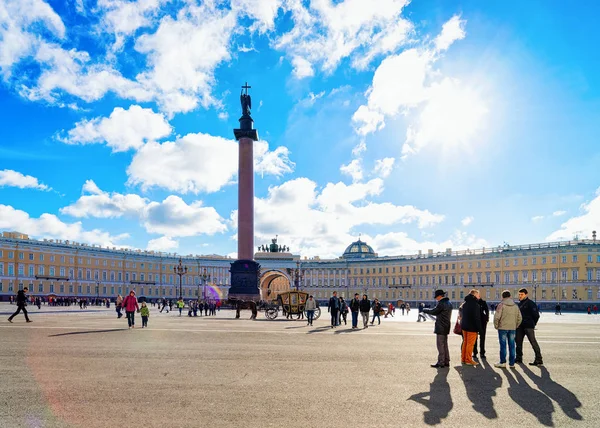 Petersburg Russia October 2015 Tourists Alexander Column Winter Palace House — Stock Photo, Image