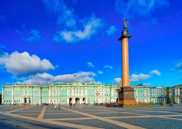 San Petersburgo Rusia Octubre 2015 Columna Alejandro Palacio Invierno Museo —  Fotos de Stock