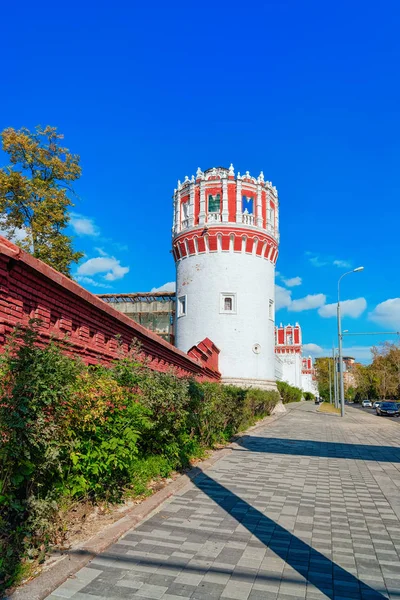 Rusya Moskova Daki Novodevichy Manastırı Ndaki Nadprudnaya Kulesi — Stok fotoğraf