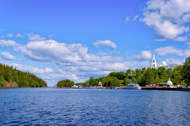 Rusya'da Karelia'daki Valaam Manastırı, Lagoda Gölü'nde