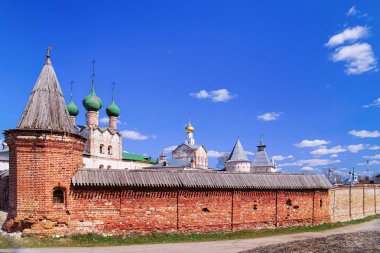 Yaroslavl Oblastı Rusya'nın Rostov Veliky Kremlin duvarlarında.