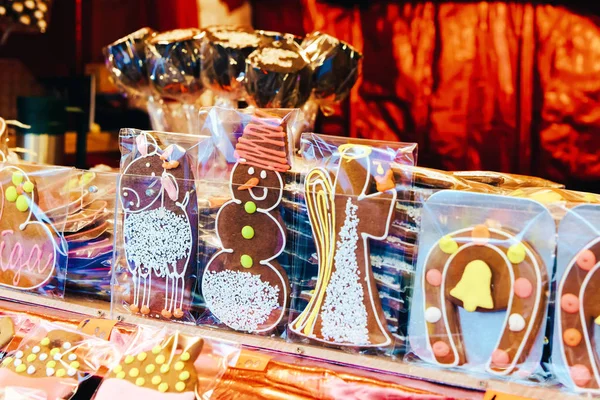 Kiosky Cukrovinkami Perníkové Suvenýry Tradičním Evropském Vánočním Trhu Zimě Riga — Stock fotografie