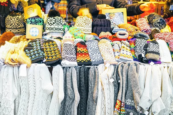 Meias Tricotadas Luvas Lembranças Barracas Mercado Natal Riga Letônia Inverno — Fotografia de Stock