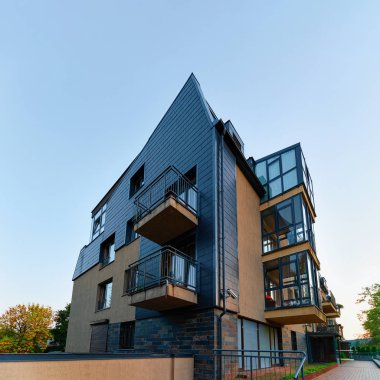 Yeni modern apartman mimari konsept. Konut ev ve ev.