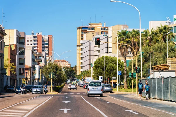 Cagliari, İtalya - 15 Eylül 2017: Yol Cagliari, Sardunya, İtalya