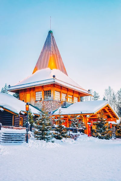 Офис Санта Клауса Елка Деревни Санта Клауса Рованиеми Финляндии — стоковое фото