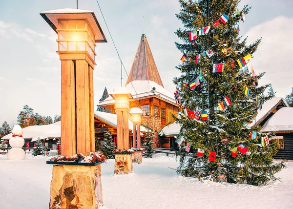 Farolas Santa Claus Village Rovaniemi Laponia Finlandia —  Fotos de Stock