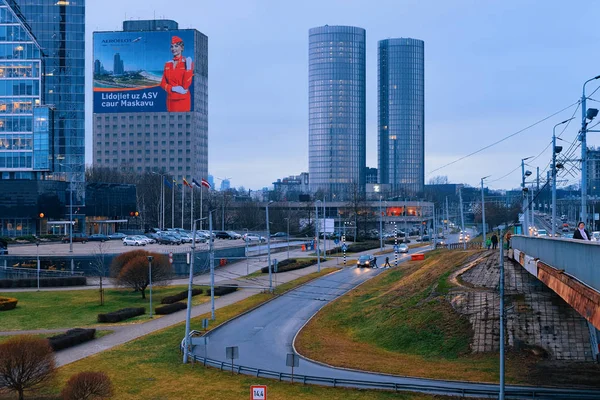 Riga Lotyšsko Prosince 2017 Street View Silniční Moderní Mrakodrapy Rize — Stock fotografie
