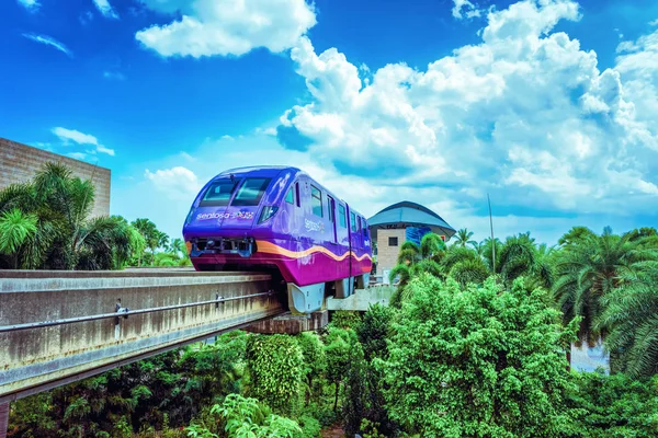 Sentosa Express mono pociąg kolejowy w Singapurze — Zdjęcie stockowe
