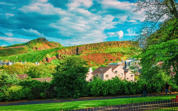 Arthur Seat picco di Holyrood Park a Edimburgo Scozia — Foto Stock