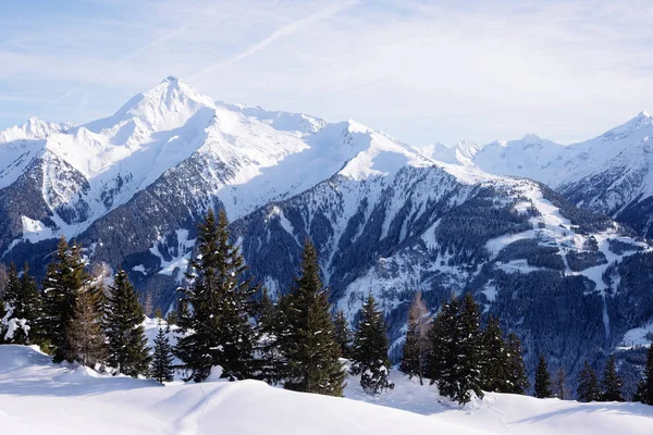 Zillertal'deki Penken kayak merkezinde peyzaj — Stok fotoğraf