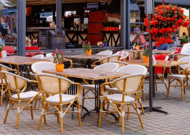Riga Eski Şehir Teras sokak kafe