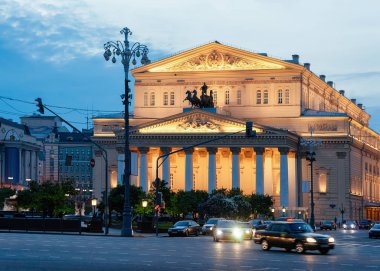 Moskova akşam Bolşoy tiyatro binası