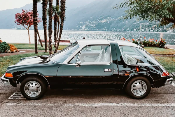 AMC Pacer coche retro en la calle de Ascona —  Fotos de Stock