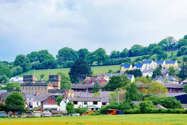 Paesaggio con colline nella città di Brecon nel Regno Unito — Foto Stock