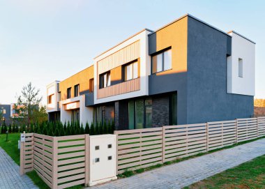 Apartman evler konut ev mimarisi ve giriş çit
