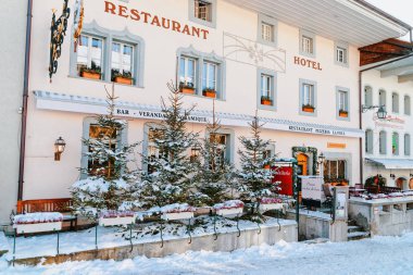 Rahat restoran İsviçre köyü Gruyeres