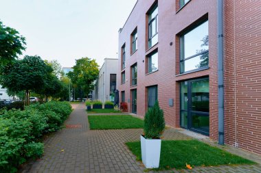 Modern daire evler ve evler konut binaları gayrimenkul açık