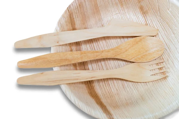 Placa de vajilla desechable de madera y tenedor de cuchara de cuchillo de cubertería —  Fotos de Stock