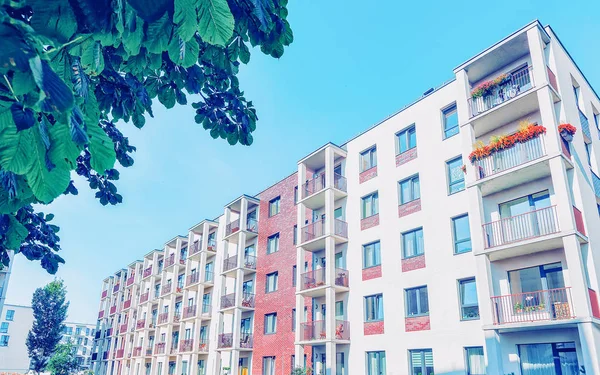 Ab Yeni apart bina açık tesisleri ile