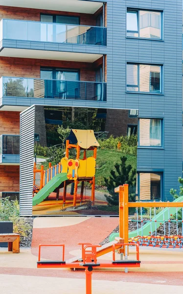 Avrupa Çocuk oyun alanı apartman kompleksi