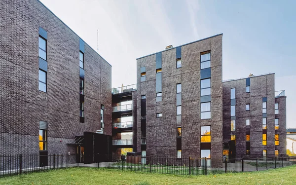 Ab Modern cam mimari apartman