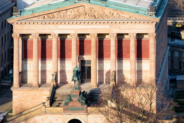 Национальный музей Шпрее-Ривер на острове Берлин — стоковое фото
