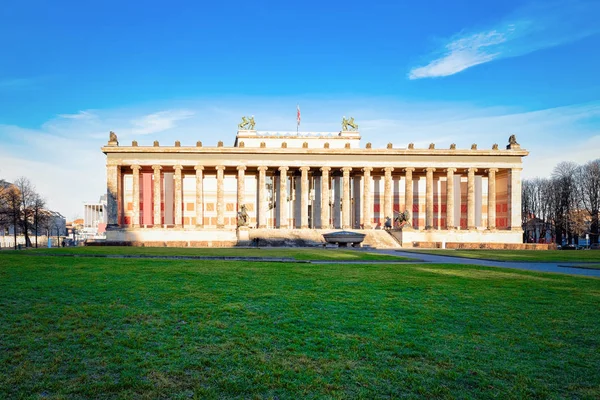 Altes Old musem i Park Lustgarden na wyspie muzeów — Zdjęcie stockowe