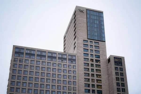 Modern gökdelenler konut ve ofis mimarisi Berlin co