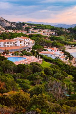 Manzara Baja Sardunya lüks tatil Costa Smeralda
