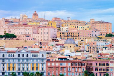 Cagliari Eski Sardenian şehir şehir manzarası