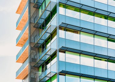 Modern konut bina Mimari ayrıntılar olarak cam pencere