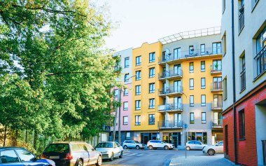 Açık tesis ile Modern konut apartman kompleksi blok