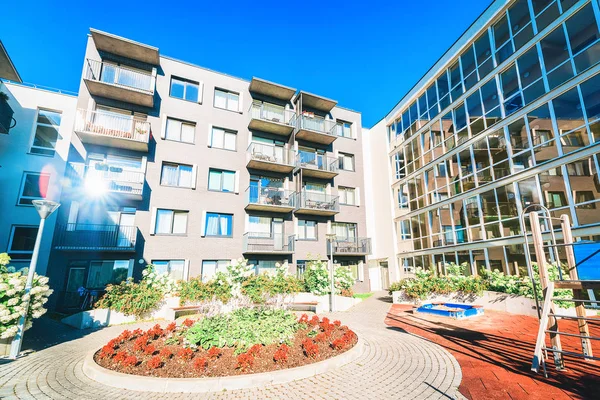 Yeni daire konut saksı ile