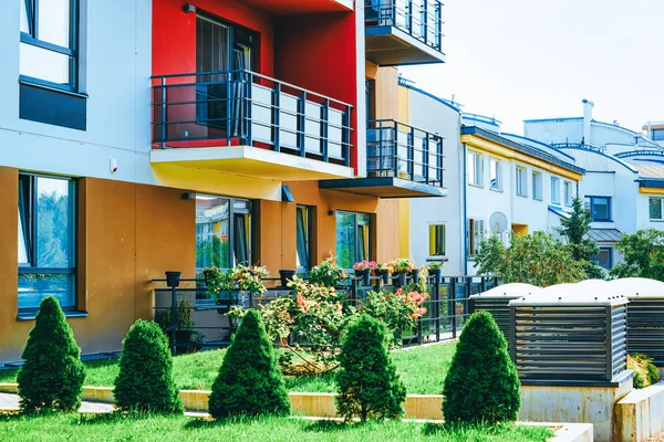 Modern konut daire ev daire bina kompleksi blok açık