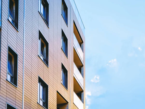 Modern yeni apartman daire mimarisi