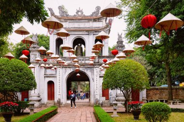 Hanoi Edebiyat Tapınağı Giriş Kapısı