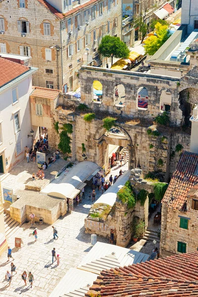 Diocletian Sarayı harabeleri ve Split Roma Kenti mimarisi