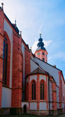 Stiftskirche Collegiate kilisesi Baden Baden Baden Baden Wurttemberg Almanya Cephesi