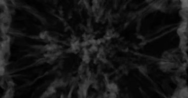 siyah arka plan üzerine izole beyaz duman patlama ile yatay Buhar hareketinin üfleme