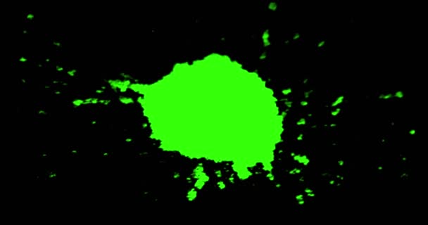Абстрактная кисть мазок формы белые чернила брызги течет и стирка на хрома ключ зеленый экран, чернила брызги — стоковое видео