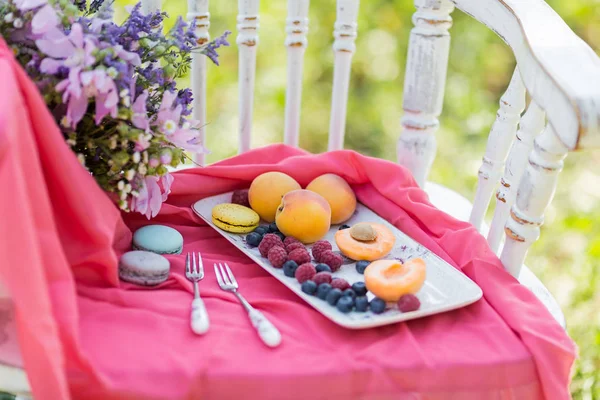 Sobremesa Verão Com Frutas Frescas Bagas — Fotografia de Stock