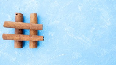 tarçın çubukları hashtag, kavram web trend networ