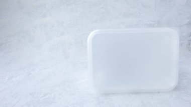 bir meyve dondurma için şeffaf plastik kaplar