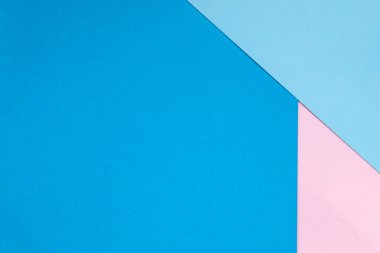 Mavi tonlu renkli kağıtlar geometri düz kompozisyon arkaplanı