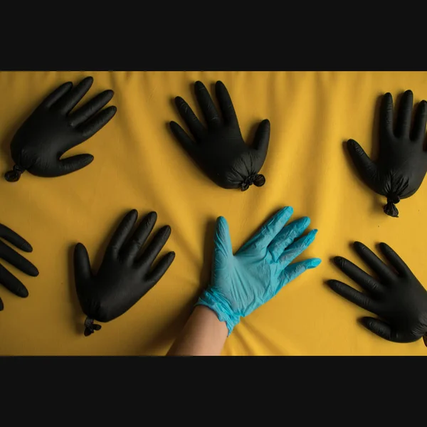 gloves as protection against the virus